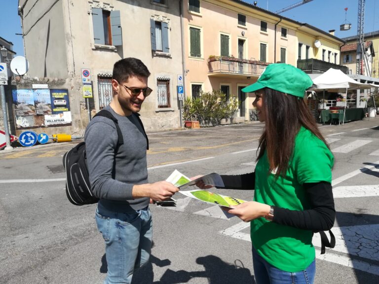 volantinaggio pubblicitario